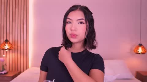 Sofia  online show from October 1, 2025, 12:11 pm