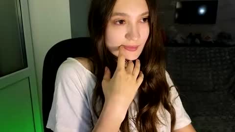 SofiaKimi online show from June 30, 2026, 7:59 pm