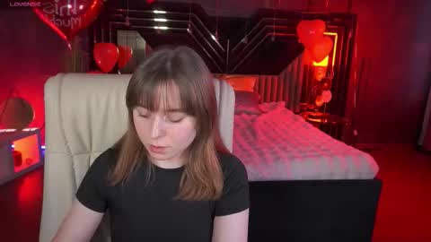 SofiaLuxuryy online show from February 17, 2026, 2:24 pm