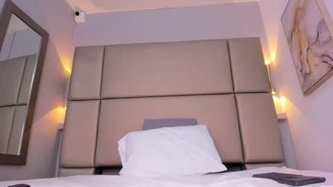 Sofi marquez  online show from March 7, 2025, 4:24 am