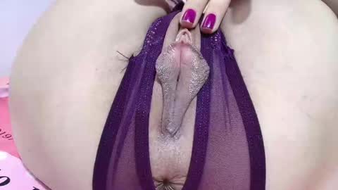 Sofiamillerrs online show from February 11, 2025, 9:35 pm