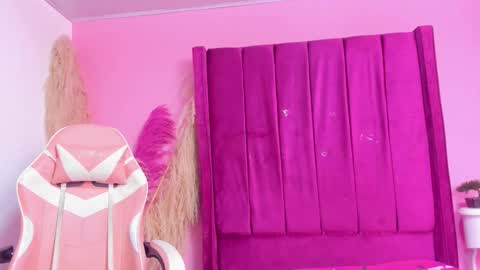 Snapshot of sofiarodriguez69 chatting on March 4, 2026, 9:43 pm sofiarodriguez69 online show from March 4, 2026, 9:43 pm