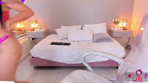 Sofia online show from June 25, 2026, 12:21 am