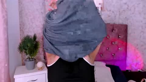 SOFIA online show from April 10, 2026, 12:21 pm