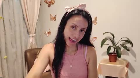 Snapshot of sofibelladelavega chatting on October 11, 2025, 1:53 pm Sofi Bella online show from October 11, 2025, 1:53 pm