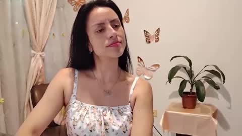 Snapshot of sofibelladelavega chatting on October 17, 2025, 3:36 pm Sofi Bella online show from October 17, 2025, 3:36 pm