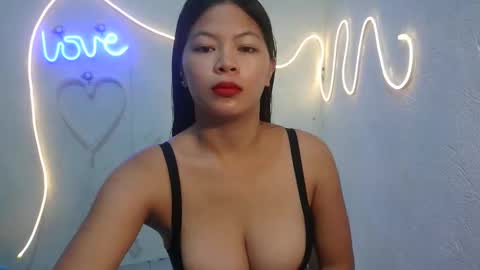 sofie_loorexx online show from March 2, 2026, 4:25 am