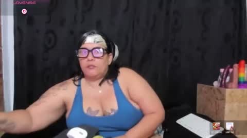 Snapshot of sofie_storm chatting on July 2, 2026, 11:05 am Vicky online show from July 2, 2026, 11:05 am