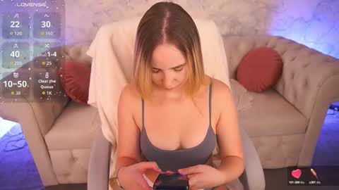 Sofie online show from September 18, 2025, 10:34 pm