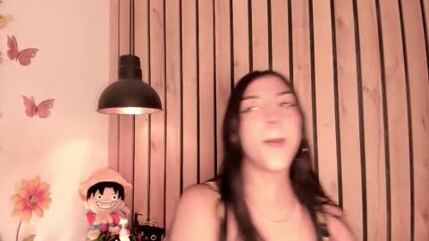 Sofie online show from February 11, 2026, 7:41 pm