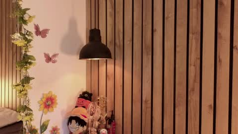 Sofie online show from April 3, 2026, 7:45 pm