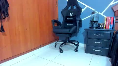 S O F I A online show from January 13, 2025, 2:39 am