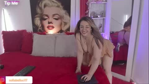 Snapshot of sofiibell_ chatting on September 20, 2025, 1:06 am Sofiibell online show from September 20, 2025, 1:06 am