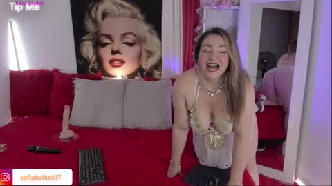 Snapshot of sofiibell_ chatting on September 23, 2025, 12:57 am Sofiibell online show from September 23, 2025, 12:57 am