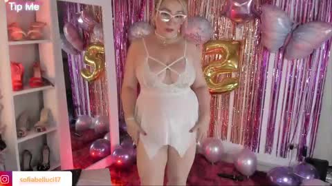 Sofiibell online show from May 18, 2026, 8:36 pm
