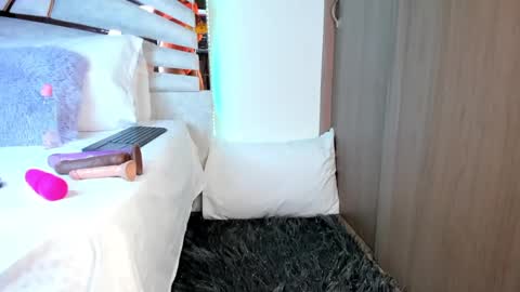 Snapshot of sofijohnsonx chatting on February 9, 2025, 12:41 pm sofijohnsonx online show from February 9, 2025, 12:41 pm