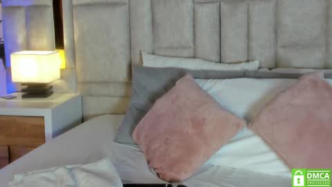 Snapshot of sofiscott_ chatting on February 23, 2025, 8:11 pm Sofia online show from February 23, 2025, 8:11 pm