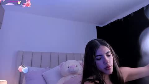 Snapshot of sofiscott_ chatting on September 26, 2025, 4:27 am Sofia online show from September 26, 2025, 4:27 am