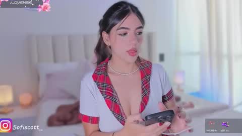 Snapshot of sofiscott_ chatting on December 14, 2025, 6:23 pm Sofia online show from December 14, 2025, 6:23 pm