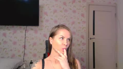 Snapshot of sofiyaruch chatting on April 30, 2026, 8:57 pm Kaitbrunette and SofiblondeWelcome room Private is Open Make us happy online show from April 30, 2026, 8:57 pm
