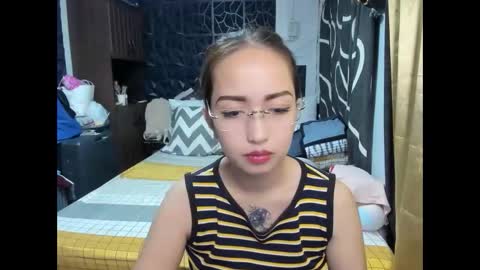 Angel online show from November 22, 2025, 2:38 pm