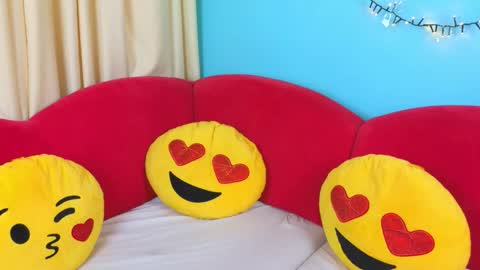 Lilly online show from February 24, 2026, 6:11 am