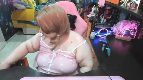 Sofie online show from October 17, 2025, 2:15 am