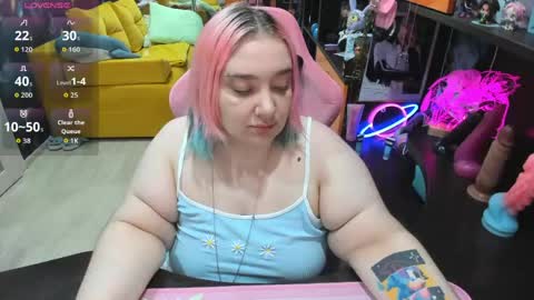 Sofie online show from May 16, 2026, 3:14 am