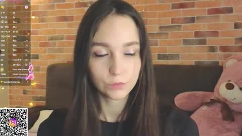 Elly online show from November 16, 2025, 6:19 am