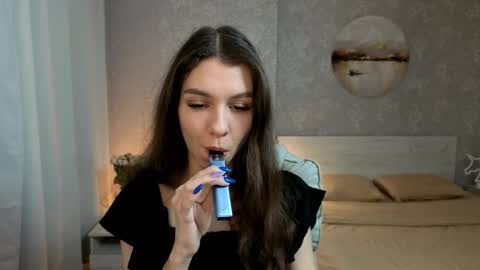 Kelly online show from October 7, 2025, 12:24 pm