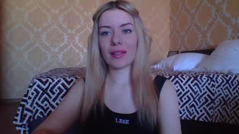 Snapshot of softy_aura chatting on May 5, 2026, 9:39 am softy_aura online show from May 5, 2026, 9:39 am