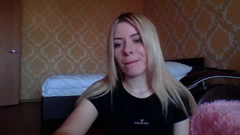 Snapshot of softy_aura chatting on May 11, 2026, 7:14 am softy_aura online show from May 11, 2026, 7:14 am