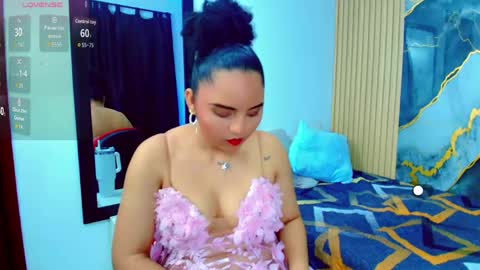 Sol Latiana online show from June 9, 2026, 3:40 am