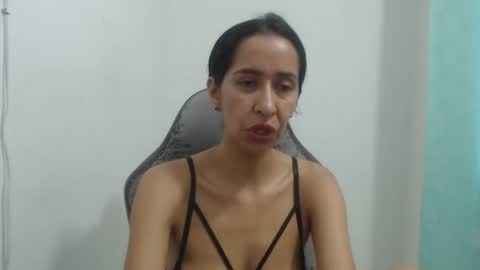 Sol lucia online show from December 19, 2025, 12:23 pm