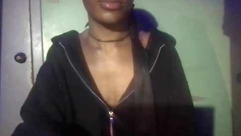 Snapshot of solaceeve chatting on February 16, 2025, 1:03 am SolaceEve online show from February 16, 2025, 1:03 am