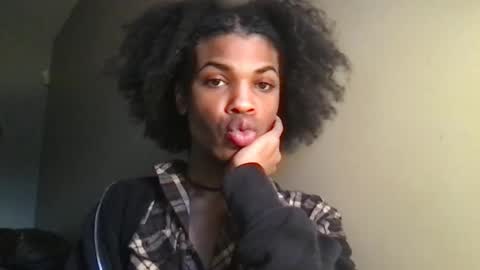 Snapshot of solaceeve chatting on October 30, 2025, 8:09 pm SolaceEve online show from October 30, 2025, 8:09 pm