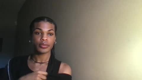 Snapshot of solaceeve chatting on November 6, 2025, 8:21 pm SolaceEve online show from November 6, 2025, 8:21 pm