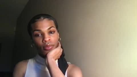 Snapshot of solaceeve chatting on November 7, 2025, 8:53 pm SolaceEve online show from November 7, 2025, 8:53 pm