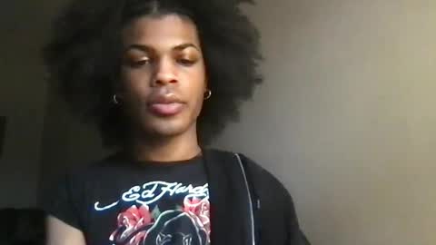 Snapshot of solaceeve chatting on December 21, 2025, 7:21 pm SolaceEve online show from December 21, 2025, 7:21 pm