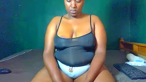 Solly bunny online show from April 17, 2026, 2:03 am