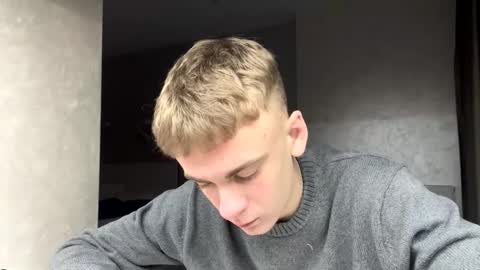 Jett online show from February 10, 2026, 4:11 pm