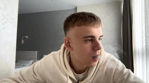 Jett online show from April 8, 2026, 10:37 am