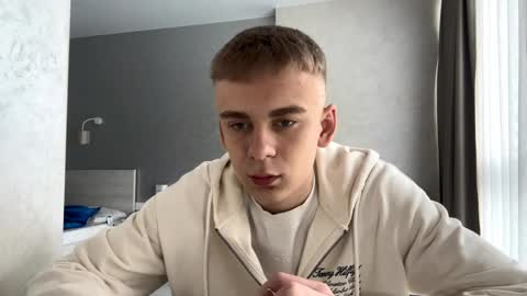 Jett online show from April 9, 2026, 10:09 am