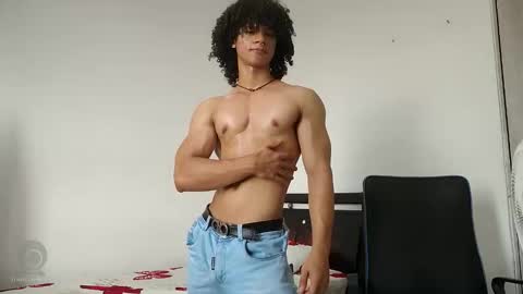 Snapshot of solorizo chatting on May 7, 2026, 9:31 pm Hi Im Weller Check my Bio online show from May 7, 2026, 9:31 pm