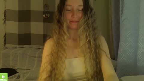 Mary online show from December 6, 2024, 10:49 am