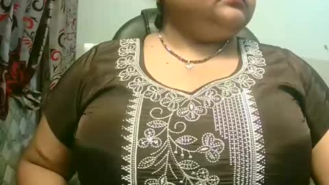 soni88888 online show from March 6, 2025, 2:51 pm