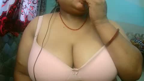 soni88888 online show from November 8, 2025, 7:08 am