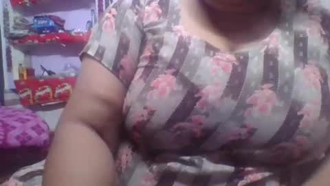 soni88888 online show from November 22, 2025, 5:12 pm