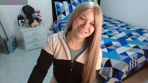 soniafuckboobs online show from October 1, 2025, 1:28 pm