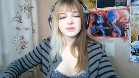 Mila online show from June 1, 2026, 3:25 pm